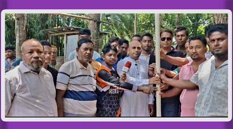 রাজশাহীর দুর্গাপুরে বিশুদ্ধ পানির ব্যবস্থা করলেন রেজাউল করিম
