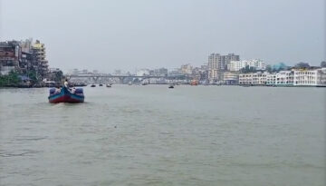 বুড়িগঙ্গায় নারী-শিশুসহ চারজনের লাশ উদ্ধার
