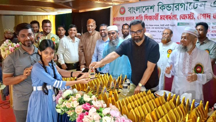শিক্ষায় বৈষম্য দূর ও খেলাধুলা বাধ্যতামূলক করার প্রতিশ্রুতি আমিনুল হকের