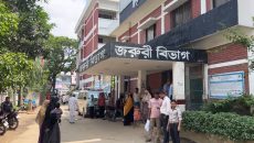 মা পালিয়ে যাওয়ায় মেয়েকে কটুক্তি, মানসিক যন্ত্রণায় কিশোরীর আত্মহত্যা