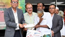 জুলাই-আগস্ট গণঅভ্যুত্থানে আহত রিকশা শ্রমিকদের আর্থিক সহায়তা দিল শ্রম মন্ত্রণালয়