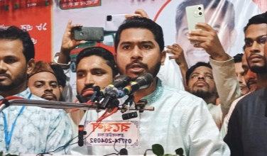 জাতীয় পার্টিসহ ফ্যাসিবাদী দোসরদের কার্যক্রমে নিষেধাজ্ঞা দাবি নুরের