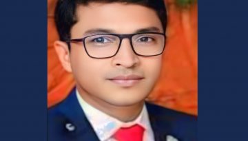 স্বপরিবারে ওমরাহ পালনে সৌদি আরব গেলেন সাত্তার পাটোয়ারী