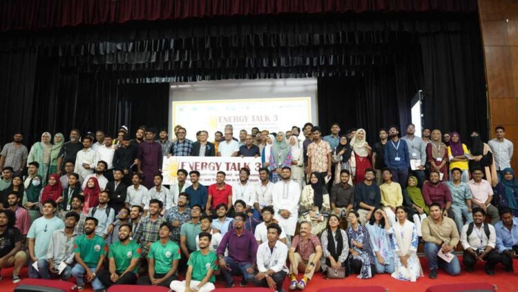 বাংলাদেশের অর্থনীতি, পরিবেশ ও ন্যায্য রূপান্তরের প্রভাব’ শীর্ষক এনার্জি টক