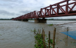 ফের বিপৎসীমার ওপরে তিস্তার পানি, খুলে দেওয়া হয়েছে জলকপাট