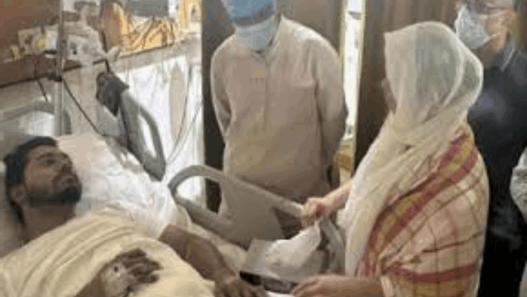 আহত নুরের চিকিৎসার খোঁজ নিলেন খালেদা জিয়া