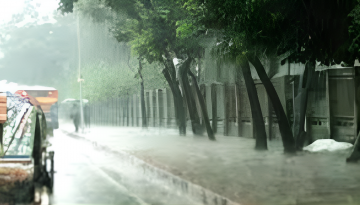 ঢাকাসহ ৯ জেলায় দুপুরের মধ্যে ঝড়ের আশঙ্কা