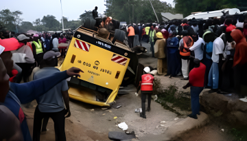 কেনিয়ায় অন্ত্যেষ্টিক্রিয়া শেষে ফেরার পথে বাস দুর্ঘটনা, নিহত ২৫