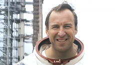 ‘অ্যাপোলো ১৩’ মিশনের মহাকাশচারী জিম লাভেল মারা গেছেন