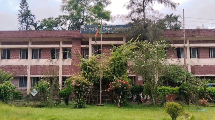 চাঁদপুরের শাহরাস্তি উপজেলা স্বাস্থ্য কমপ্লেক্সে জনবল সংকট