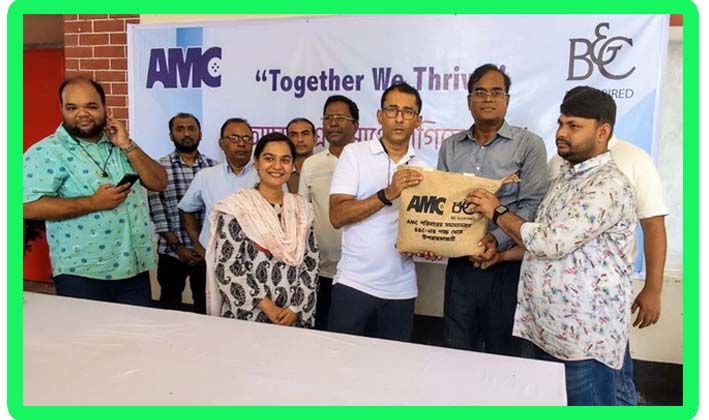 গাজীপুরে ৪৩০০ শ্রমিকের মাঝে নিত্যপ্রয়োজনীয় দ্রব্য বিতরণ