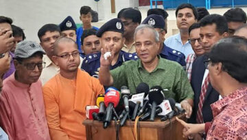 নারায়ণগঞ্জে শারদীয় দুর্গাপূজার প্রস্তুতি: স্বরাষ্ট্র উপদেষ্টা আশ্বাস