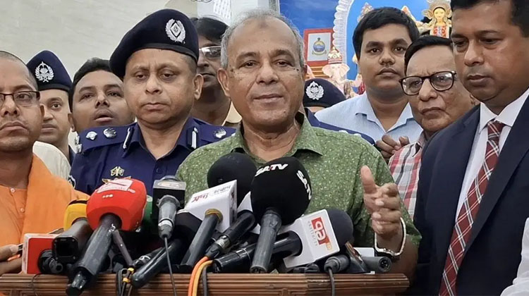 উৎসবমুখর পরিবেশে পূজা অনুষ্ঠিত হবে : স্বরাষ্ট্র উপদেষ্টা