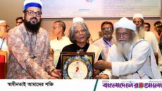 “ঐশী বাংলাকে সত্যের জায়গায় দাঁড়াতে হবে” — শারমীন এস মুরশিদ