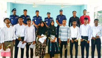 জয়পুরহাটে ঘুষ-তদবির ছাড়াই ১২০ টাকায় পুলিশে চাকরি পেলেন ১৩ জন