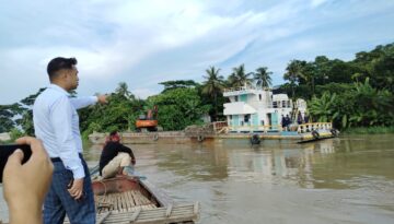 কালকিনিতে অবৈধ ড্রেজার দিয়ে বালু উত্তোলনের দায়ে তিন লাখ টাকা জরিমানা আদায়