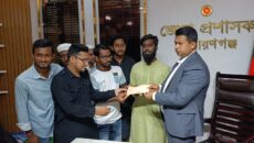 কাঁচপুরে আবু সাঈদ পাঠাগারকে জেলা প্রশাসকের অনুদান