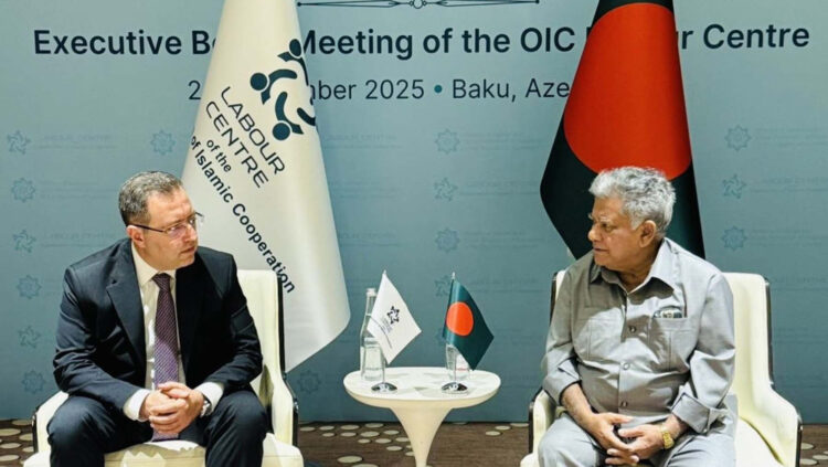 শ্রম ও কর্মসংস্থান উপদেষ্টার সাথে ওআইসি শ্রম কেন্দ্রের মহাপরিচালকের সাক্ষাৎ