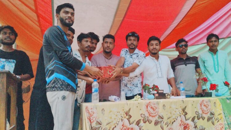 মুকসুদপুরে কোকো স্মৃতি শর্ট পিচ ক্রিকেট টুর্নামেন্টের ফাইনাল অনুষ্ঠিত