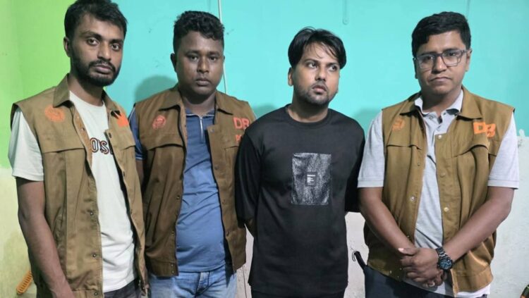নারায়ণগঞ্জে ডিবি অভিযানে গ্রেফতার ১ নাশকতাকারী, উদ্ধার ১২টি ককটেল