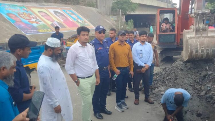 নারায়ণগঞ্জ বন্দরে অবৈধ গ্যাস সংযোগ উচ্ছেদ, জরিমানা ১ লাখ ২৭ হাজার টাকা