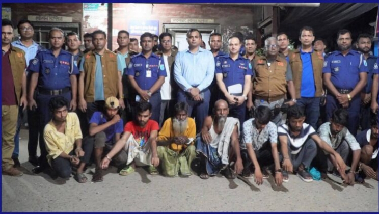 নারায়ণগঞ্জে যৌথবাহিনীর অভিযানে আটক ২৭