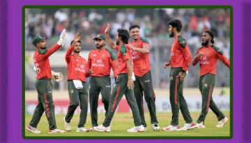 বৃষ্টিতে খেলা বন্ধের পর পুনরায় শুরু