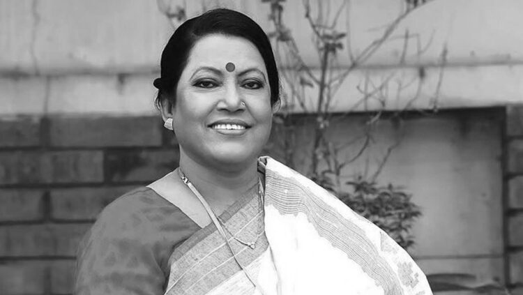 কুষ্টিয়ায় বাবা-মায়ের কবরের পাশে চিরনিদ্রায় ফরিদা পারভীন