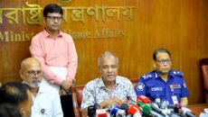 দুর্গাপূজা উপলক্ষে ২৪ সেপ্টেম্বর থেকে আইনশৃঙ্খলা বাহিনী মাঠে থাকবে: স্বরাষ্ট্র উপদেষ্টা