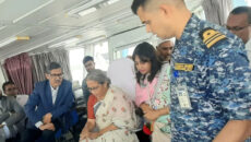 ‘মীন সন্ধানী’ জাহাজের জরিপ কার্যক্রম পরিদর্শন মৎস্য উপদেষ্টার