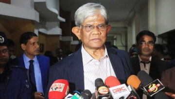ট্যাক্স দিলেও সেবা মেলে না: অর্থ উপদেষ্টা