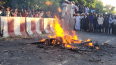 রাজবাড়ীর গোয়ালন্দে কবর থেকে লাশ তুলে পোড়ানোর অভিযোগ