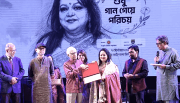 কিংবদন্তি কন্ঠশিল্পী সাবিনা ইয়াসমিনকে রাষ্ট্রীয় সম্মাননা প্রদান