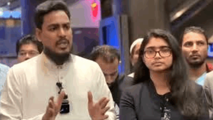 নিউইয়র্কে হমলার ঘটনা নিয়ে আখতারের প্রতিক্রিয়া