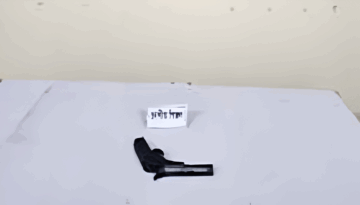 চুয়াডাঙ্গায় সেনাবাহিনী-পুলিশের যৌথ অভিযান, দেশীয় পিস্তল উদ্ধার