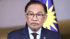 জরুরি সফরে দোহায় যাচ্ছেন আনোয়ার ইব্রাহিম