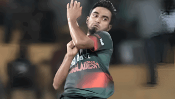 তানজিম সাকিবের প্রশংসায় ভারতীয় তারকা ক্রিকেটার