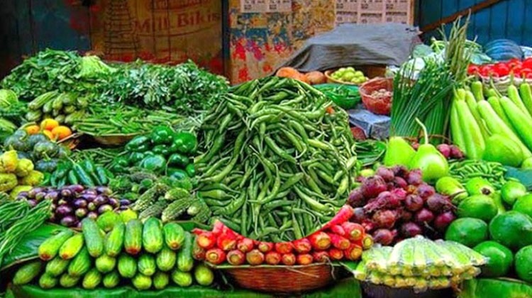সবজির বাজারে আগুন