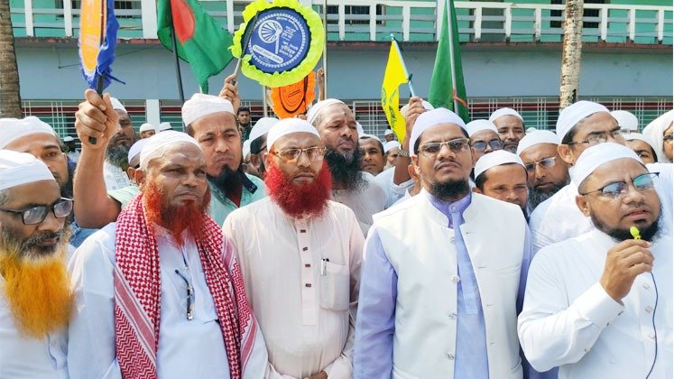 বাউফলে হাতপাখার শোডাউন: ঐক্য, ন্যায় ও পরিবর্তনের বার্তা ইসলামী আন্দোলনের প্রার্থীর