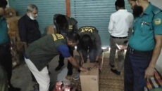 বরিশালে কোটি টাকার নকল ব্যান্ডরোলযুক্ত সিগারেট জব্দ