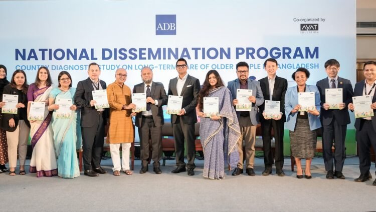 প্রবীণদের দীর্ঘমেয়াদি যত্নব্যবস্থা গড়ার আহ্বান: ২০৫০ সালের মধ্যে বৃদ্ধ হবে ৩০ শতাংশ মানুষ