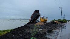 সরাইলে আকাশী হাওর ভরাটে মহোৎসব