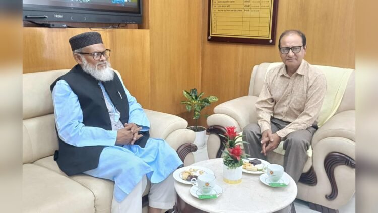 প্রাথমিক শিক্ষায় জনআকাঙ্ক্ষার পরিপন্থী কোনো পদক্ষেপ নেবে না সরকার: ধর্ম উপদেষ্টা