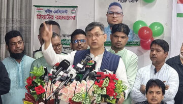 নির্বাচন দেরি হলে পতিত ফ্যাসিবাদ সুযোগ পাবে আলোচনা সভায় : সালাহউদ্দিন আহমদ