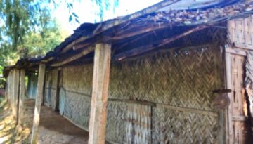 ঝুঁকিপূর্ণ ভবনে পাঠদান, চরম ভোগান্তিতে শিক্ষার্থীরা