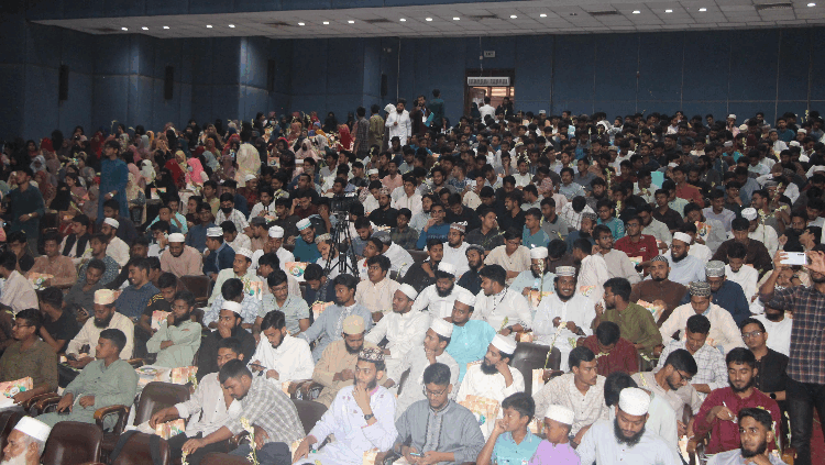 ইবিতে ছাত্রশিবিরের নবীনবরণ, শতাধিক শিক্ষার্থীকে উপহার প্রদান