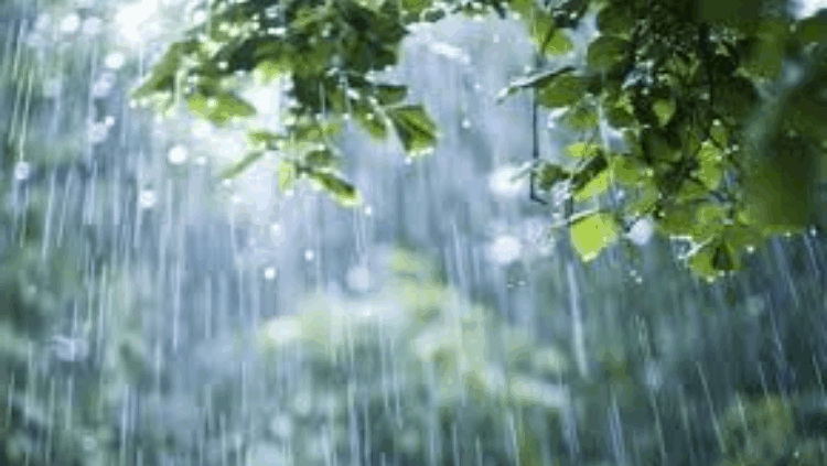 তীব্র গরমের পর ধেয়ে আসছে শক্তিশালী বৃষ্টিবলয় ‘আঁখি’