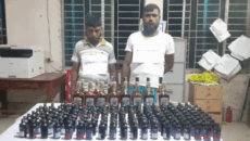 বেড়ায় ফেনসিডিল ও বিদেশি মদসহ দুইজন আটক