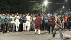 বুয়েটে গভীর রাতে বিক্ষোভ: ধর্ষণ অভিযোগে শিক্ষার্থী সাময়িক বহিষ্কার