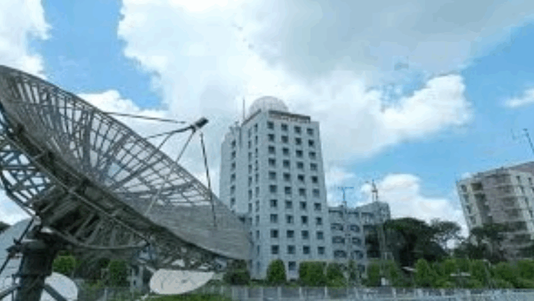 ঢাকায় আংশিক মেঘলা আকাশ, শুষ্ক আবহাওয়া থাকবে আজ